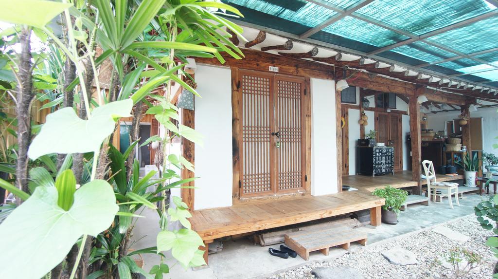1928 Suimmaru Hanok Guesthouse Jeonju Exterior photo